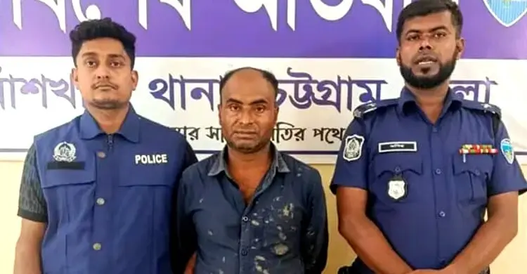 বাঁশখালীতে ৩০ হাজার ইয়াবাসহ আটক ১