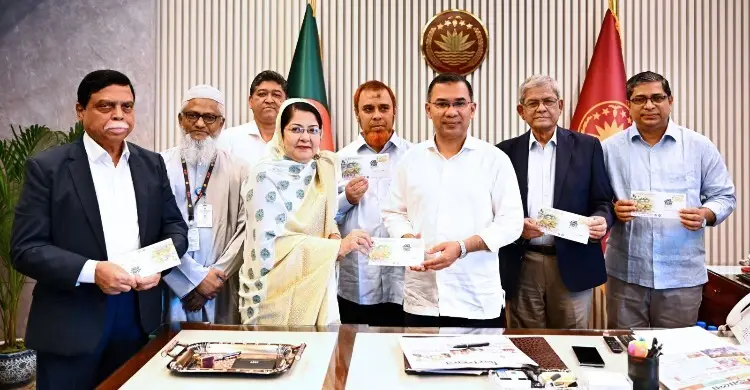 পল্লী উন্নয়ন দিবস উপলক্ষে স্মারক ডাকটিকিট প্রকাশ করলেন প্রধানমন্ত্রী
