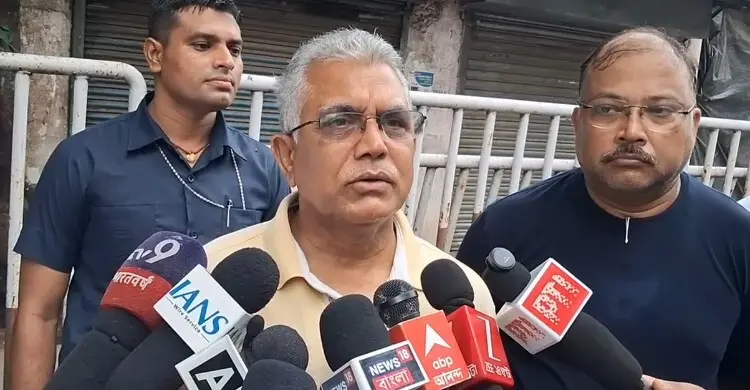 শেখ হাসিনার দেশে ফেরা নিয়ে যা বললেন পশ্চিমবঙ্গের মন্ত্রী দীলিপ ঘোষ