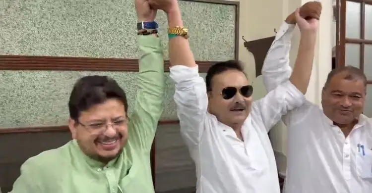 দুর্নীতির তদন্ত শুরু হতেই মমতাকে ছেড়ে বিদ্রোহী শিবিরে মদন মিত্র