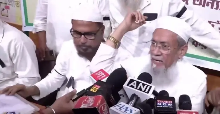 ১৩৬ বছরের মসজিদে নামাজ পড়া বন্ধ, কোটি মুসলিম নিয়ে প্রতিবাদের ডাক