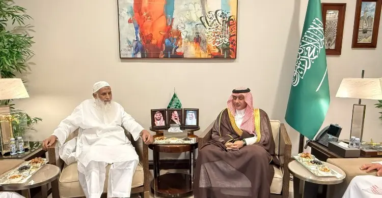হজযাত্রীদের সংরক্ষিত আবাসন ১ শতাংশ বহাল রাখার অনুরোধ ধর্মমন্ত্রীর