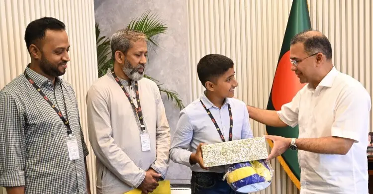 মাইলস্টোনে বোন হারানো তাহসিনের হাসির গল্প ছুঁয়েছে প্রধানমন্ত্রীকে
