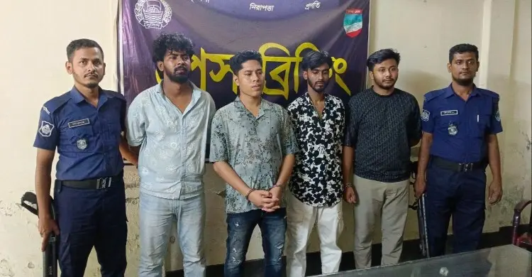 গ্রেফতারের ৪ দিন আগেই দেশে আসেন ডেভিড ইমন, ফের পালাতে চেয়েছিলেন ভারতে
