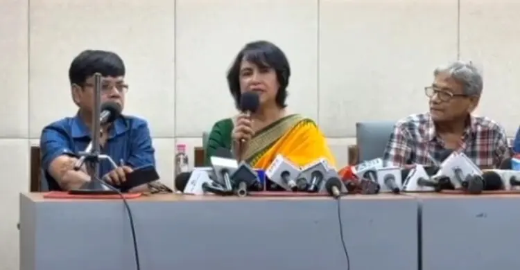 শেখ হাসিনার দেশে ফেরা নিয়ে মুখ খুললেন তসলিমা নাসরিন