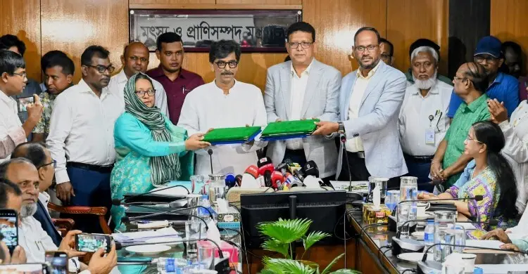 এভিয়ান ইনফ্লুয়েঞ্জা ও গোটপক্স ভ্যাকসিন বাণিজ্যিকভাবে উৎপাদন করা হবে