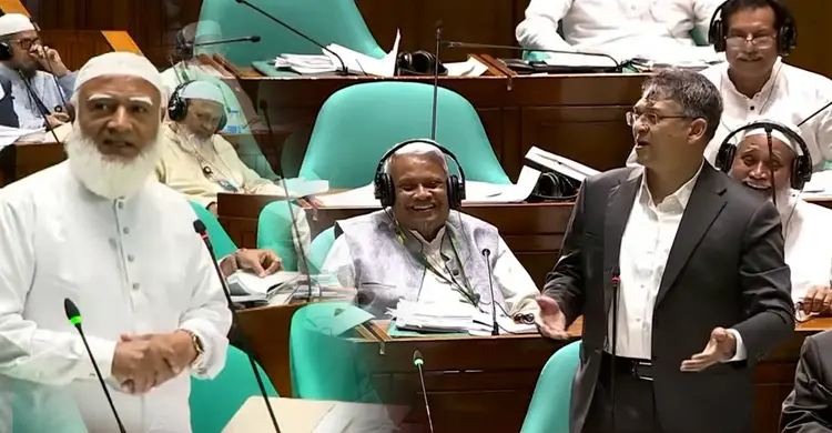 বিল পাসের পরও ‘আমি কিছু বুঝিনি’ দুঃখজনক: স্বরাষ্ট্রমন্ত্রী