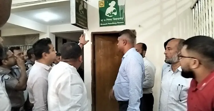 যাত্রীসেবায় কোনো অনিয়ম মেনে নেওয়া হবে না: নৌপরিবহন প্রতিমন্ত্রী