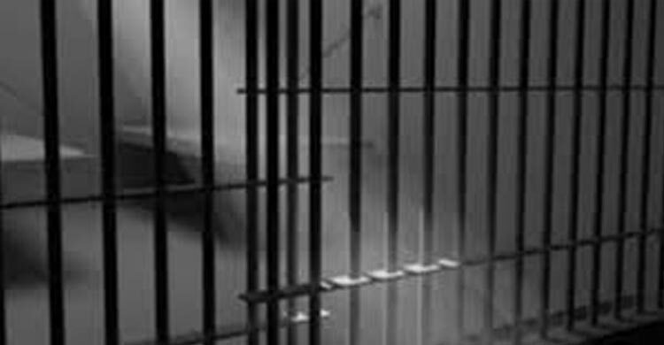 ঝালকাঠিতে মিথ্যা ধর্ষণ মামলা করে কারাগারে গৃহবধূ