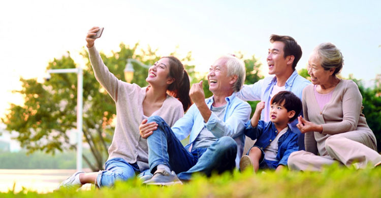 একটি নিখুঁত পরিবার কেন জরুরি