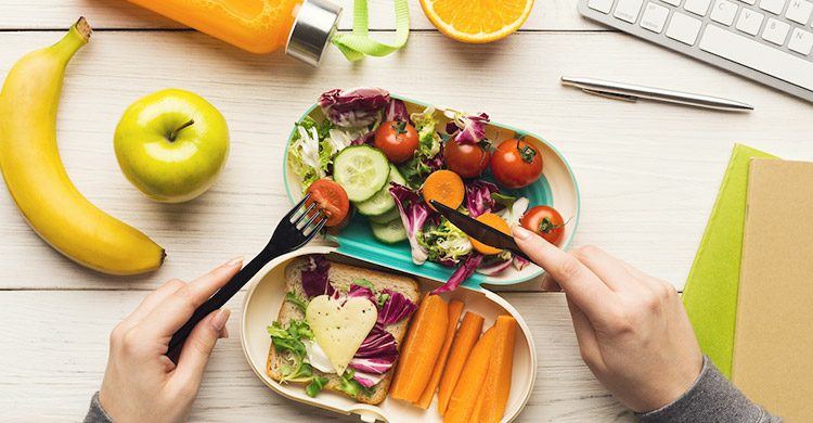 দুপুরের খাবার খাওয়ার সঠিক সময় কোনটি?