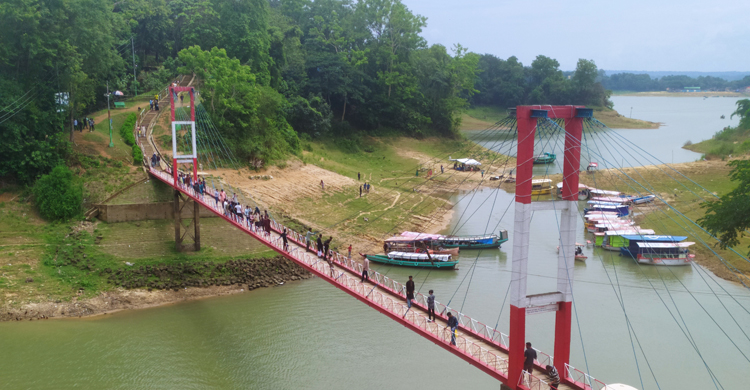 আশানুরূপ পর্যটকের দেখা মেলেনি রাঙ্গামাটিতে