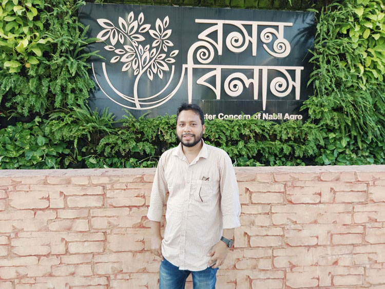 ঘুরে আসুন নৈসর্গিক সৌন্দর্যের ‘বসন্ত বিলাস’