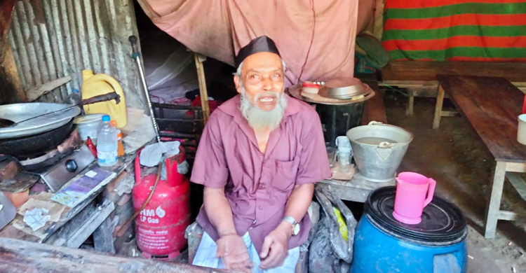 &lsquo;আমার ছেলে কোনো রাজনীতির সঙ্গে যুক্ত না&rsquo;