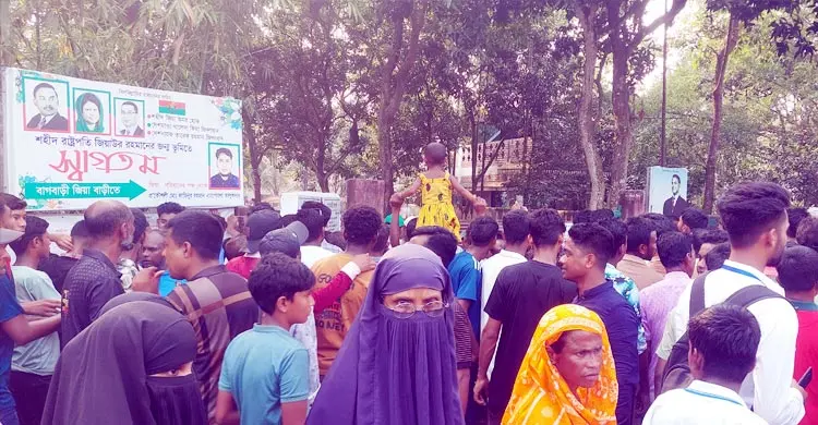 এক ভিটা থেকে তিন রাষ্ট্রনায়ক, প্রধানমন্ত্রীর সফরে বাগবাড়ীতে উচ্ছ্বাস