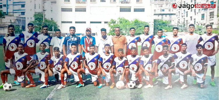 মাঠ ছাড়লেও ফুটবল ছাড়েননি দিলীপ, দেখেন বিশ্বকাপের স্বপ্নও