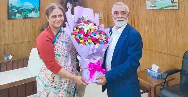 সাগরপথে ঝুঁকি কমাতে বৈধ বাংলাদেশি কর্মী নেবে গ্রিস