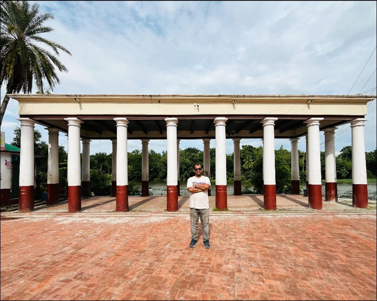 প্রাকৃতিক সৌন্দর্যে ঘেরা ৬৪ জেলা ভ্রমণের গল্প