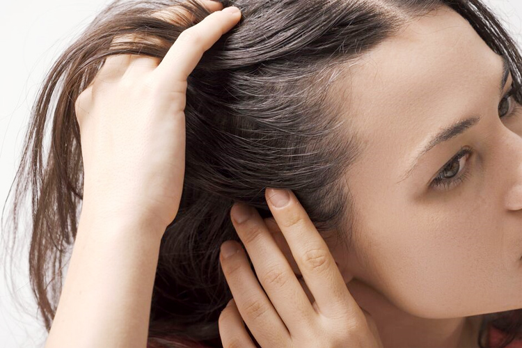 ঘন চুল পেতে চান? ব্যবহার করুন কোরিয়ান হেয়ার সিরাম!