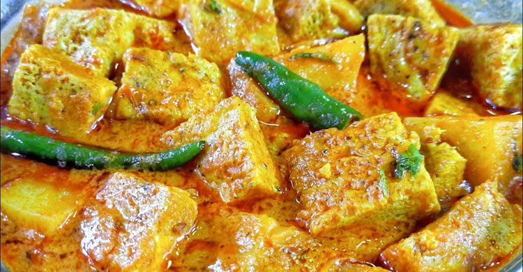 অতিথি আপ্যায়নে চমক দিন ভাপা ডিমের কোরমা দিয়ে