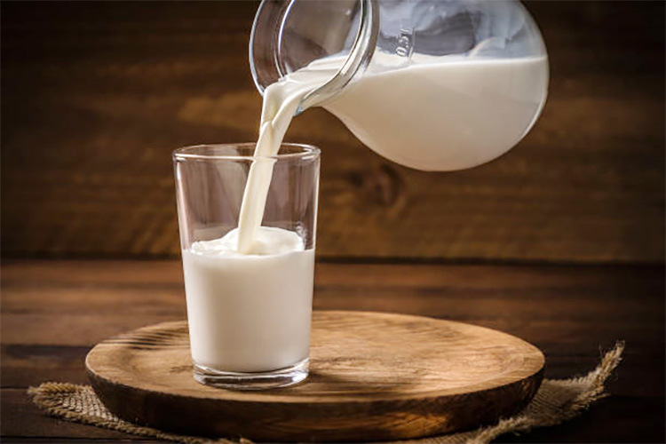 শীতের আগে ফাটা ঠোঁটের সহজ ঘরোয়া সমাধান