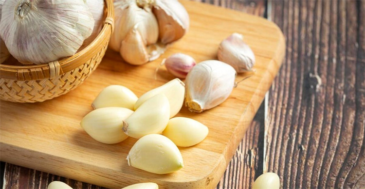 দীর্ঘ জীবন চান? প্রতিদিন এই খাবারগুলো খান