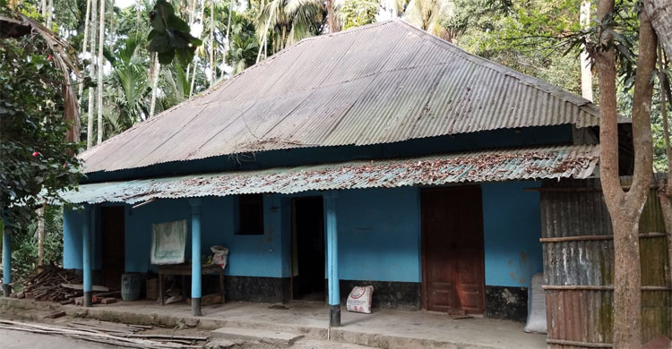 তুলসী লাহিড়ীর পৈতৃক ভিটার স্মৃতি রক্ষার দাবি