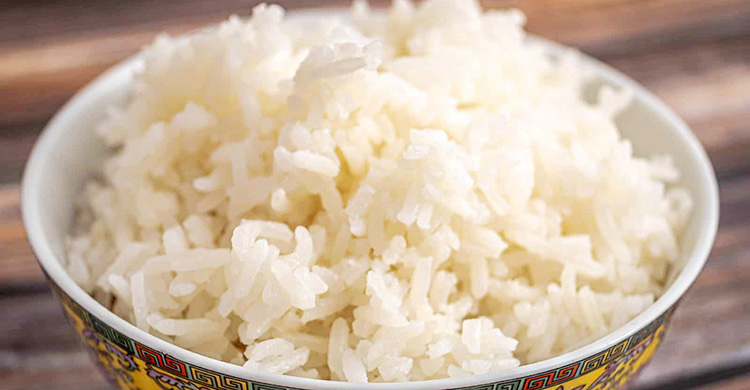 শুধু মিষ্টি নয়, এই খাবারগুলোও রক্তে সুগার বাড়াতে পারে