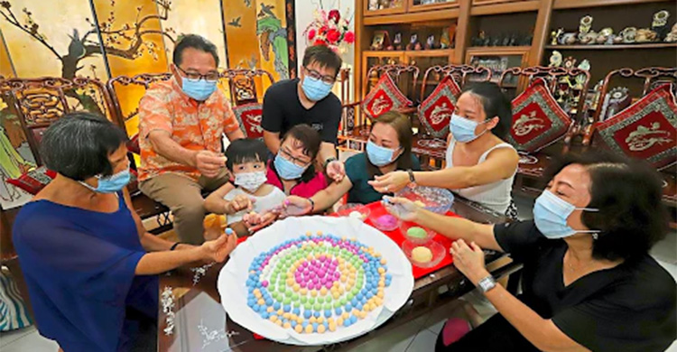 বছরের দীর্ঘতম রাতে কোন দেশের মানুষ কী রীতি পালন করে