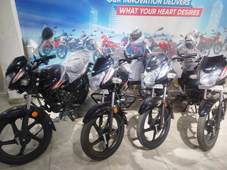 টিভিএস নিয়ে মোটরসাইকেল ব্যবসায় প্রাণ-আরএফএল