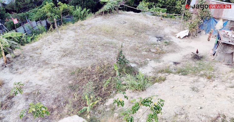 পাহাড়খেকোদের ছোবলে নীল ‘নাগিন পাহাড়’