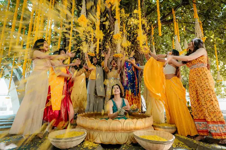 বাঙালি বিয়েতে গায়েহলুদ, এই রীতির ইতিহাস কী জানেন?