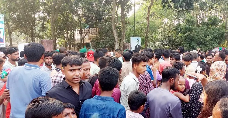 এক ভিটা থেকে তিন রাষ্ট্রনায়ক, প্রধানমন্ত্রীর সফরে বাগবাড়ীতে উচ্ছ্বাস