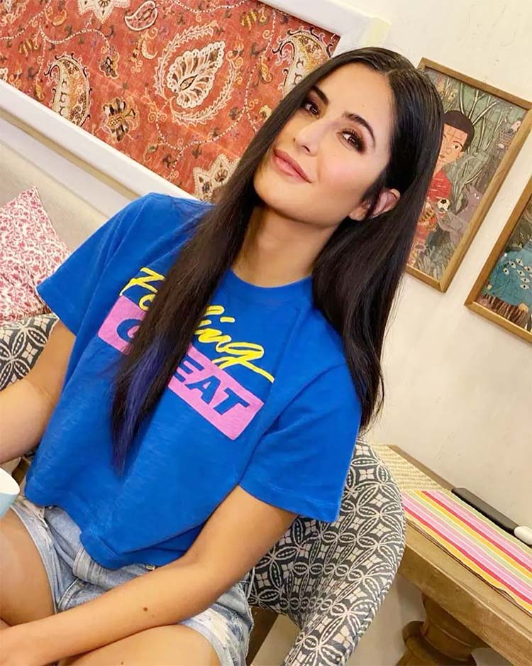 তারকাদের ভ্যানিটি ভ্যানে, কী আছে আর কী নেই