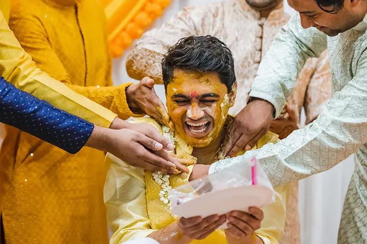 বাঙালি বিয়েতে গায়েহলুদ, এই রীতির ইতিহাস কী জানেন?