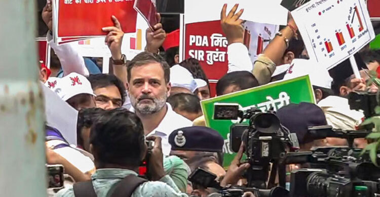 বিরোধী দলের বিক্ষোভ ‘ভারতে অরাজকতা সৃষ্টির চেষ্টা’: অভিযোগ বিজেপির