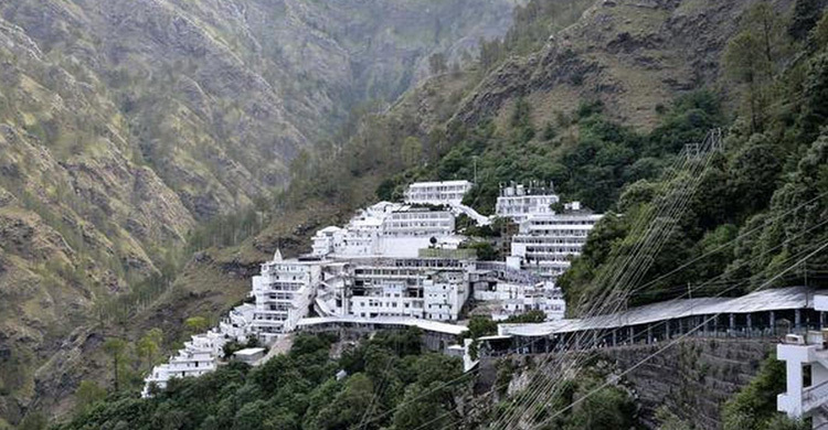 জম্মু-কাশ্মীরে প্রবল বৃষ্টিতে ভূমিধস, নিহত অন্তত ৫