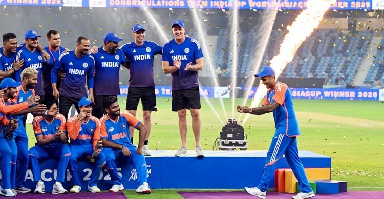 এসিসি চেয়ারম্যান পাকিস্তানের, এশিয়া কাপের ট্রফি নিল না ভারত