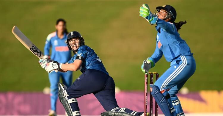 টিভিতে দেখুন আজকের খেলা, ১৯ অক্টোবর ২০২৫