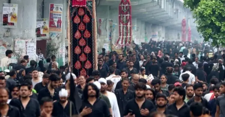 মহররমের মিছিলে ভয়াবহ নাশকতার ষড়যন্ত্র যেভাবে রুখে দিলেন ২ নারী