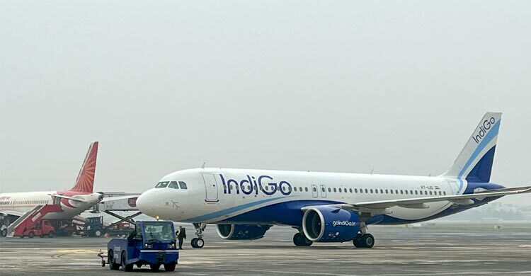 যাত্রীকে অস্বাস্থ্যকর ও নোংরা আসন দেওয়ায় এয়ারলাইনসকে জরিমানা