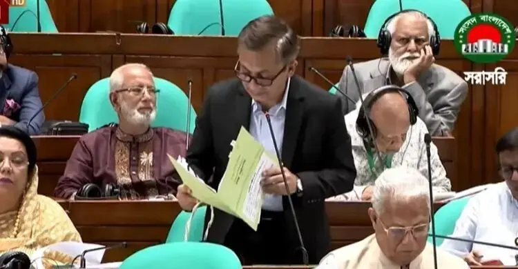 চামড়া রপ্তানি ১০-১২ বিলিয়ন ডলারে উন্নীত করতে রোডম্যাপ করবে সরকার