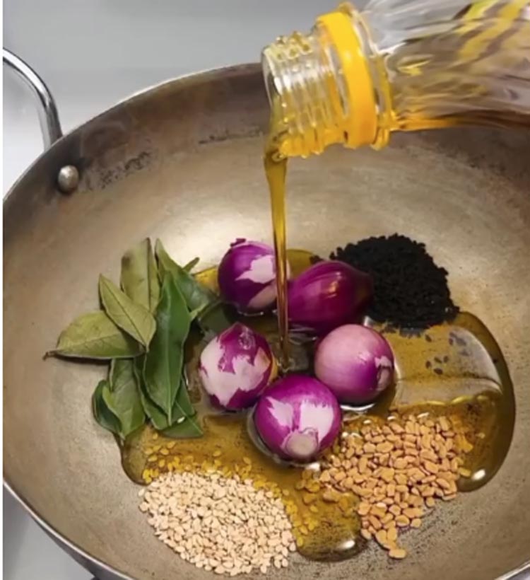 চুল ঘন করার জন্য সরিষার তেলের সঙ্গে কী ব্যবহার করবেন