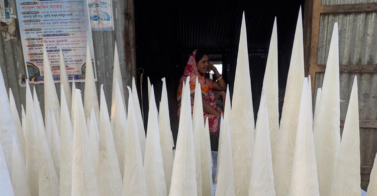 নবান্ন উৎসবের আমেজ মাগুরার ঘরে ঘরে