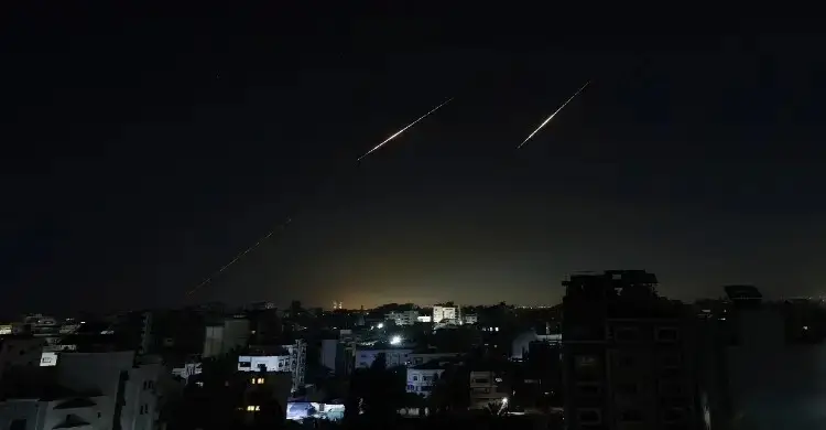 ইসরায়েলে আবারও মিসাইল ছুড়েছে ইরান