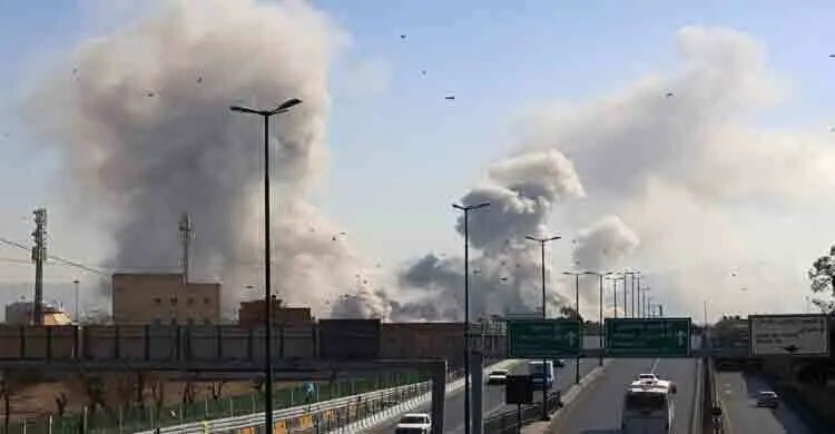 ইরানে ২০ হাজার বেসামরিক স্থাপনা ক্ষতিগ্রস্ত: রেড ক্রিসেন্ট