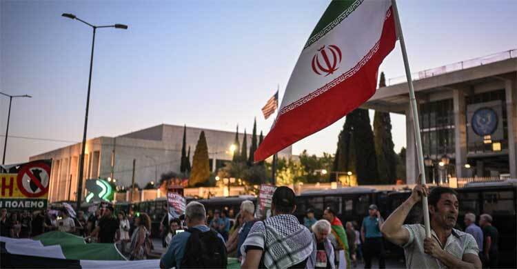 গুপ্তচরবৃত্তির অভিযোগ, তিনজনের মৃত্যুদণ্ড কার্যকর করলো ইরান