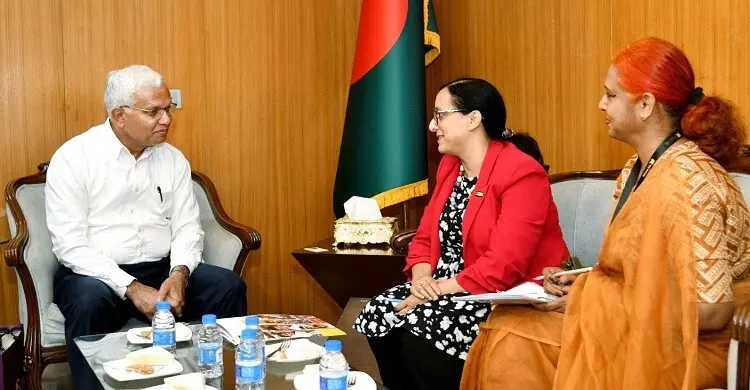 সামাজিক সুরক্ষায় সরকারের উদ্যোগের প্রশংসা আইআরসির