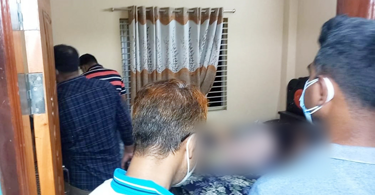ভাড়াবাসা থেকে নারীর অর্ধগলিত মরদেহ উদ্ধার