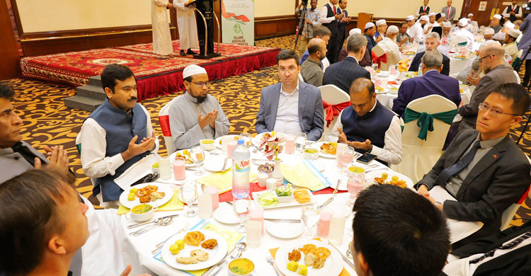 ফের সংখ্যানুপাতিক পদ্ধতিতে নির্বাচনের দাবি জানালেন চরমোনাই পির